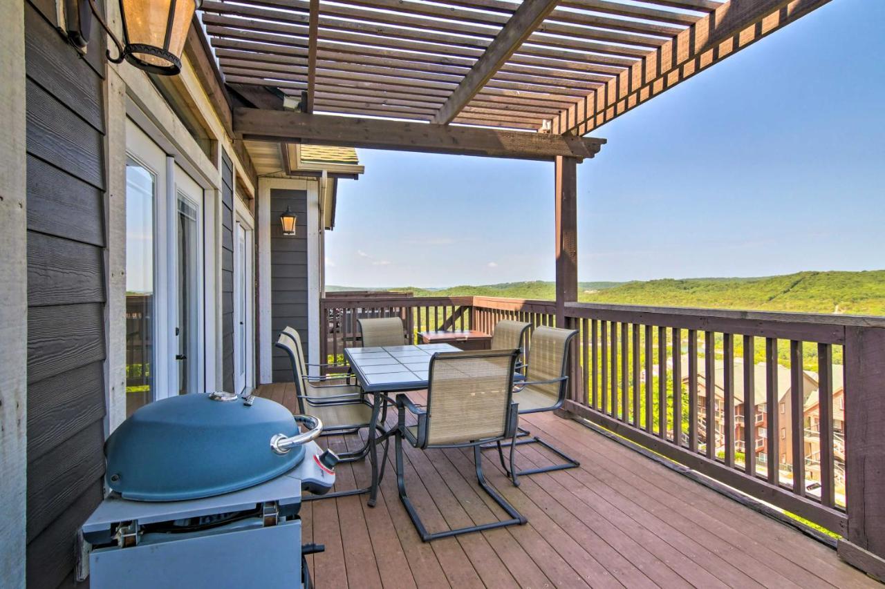 Luxe Branson Retreat With Mtn Views And Pool Access! Apartment Екстериор снимка